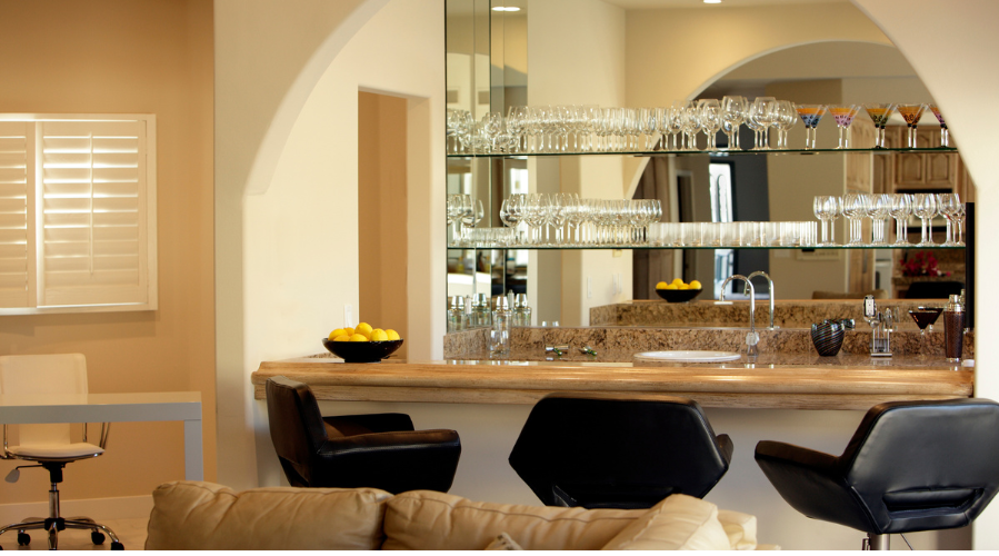 home bar design ideas - Richwood Interio
